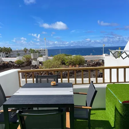 Apartment Geranios Paradise